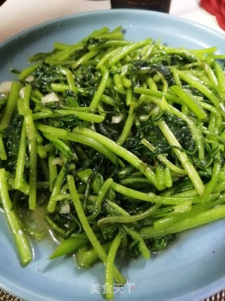 蚝油茼蒿的做法步骤：6