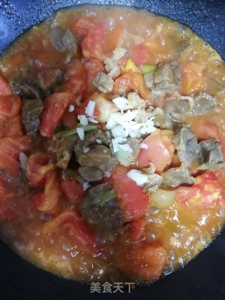 家常牛肉炖番茄的做法步骤：7