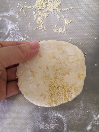 芝麻白饼的做法步骤：4
