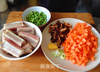 排骨焖饭的做法步骤：2