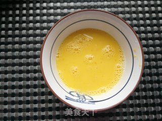 大葱炒鹅蛋的做法步骤：1