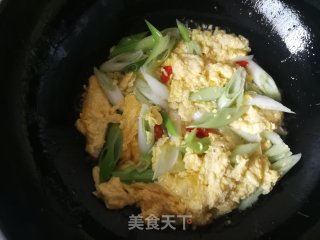 大葱炒鹅蛋的做法步骤：7