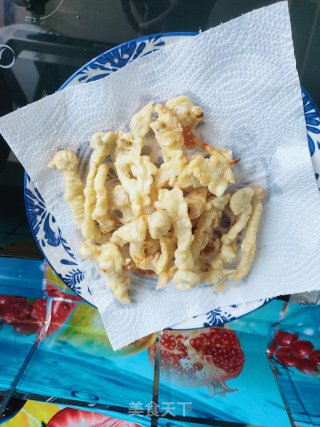 酥炸海鲜菇的做法步骤：10