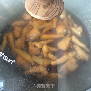 土豆烧鸡爪的做法步骤：22