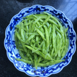 蒜香苦瓜片的做法步骤：4