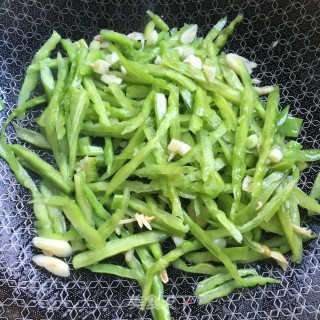 蒜香苦瓜片的做法步骤：7