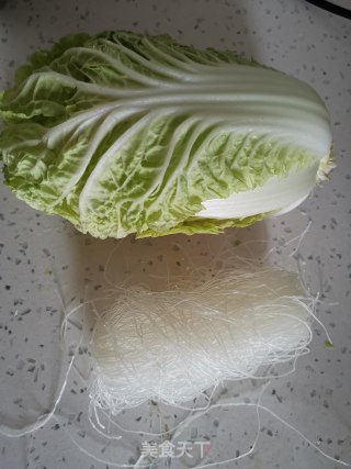 凉拌粉丝白菜心的做法步骤：1
