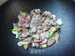 辣椒炒猪心的做法步骤：6