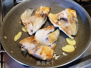 三文鱼头豆腐汤的做法步骤：7