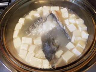 三文鱼头豆腐汤的做法步骤：10