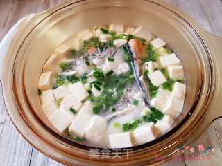 三文鱼头豆腐汤的做法步骤：12