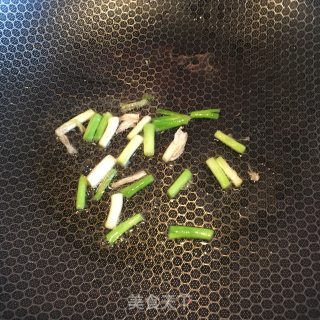 香干炒杏鲍菇的做法步骤：3