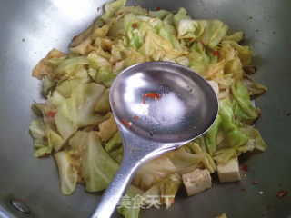 圆白菜辣豆腐的做法步骤：7
