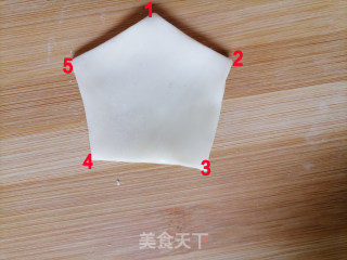 生煎花样酸菜饺子的做法步骤：6