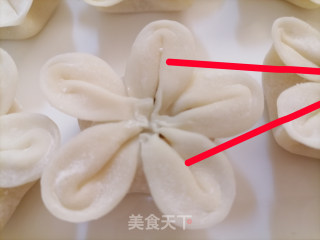 生煎花样酸菜饺子的做法步骤：12