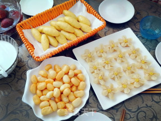 生煎花样酸菜饺子的做法步骤：26
