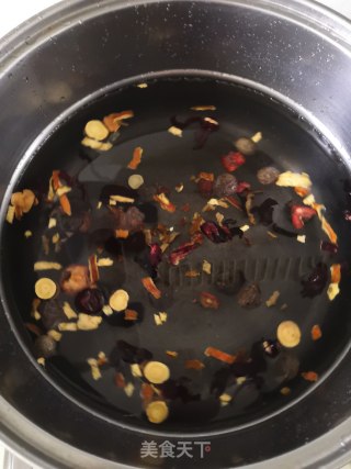 酸梅汤的做法步骤：3