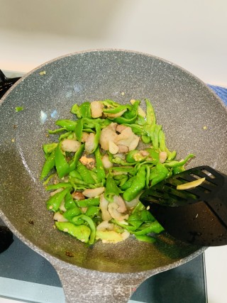 螺丝椒炒肉的做法步骤：6