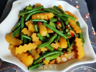 豇豆烧琅琊土豆条的做法步骤：15