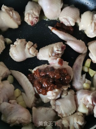 土豆焖鸡翅的做法步骤：8
