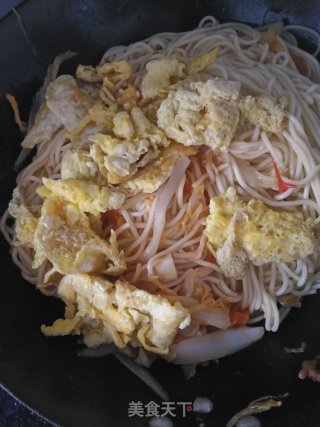 酱油炒面的做法步骤：9