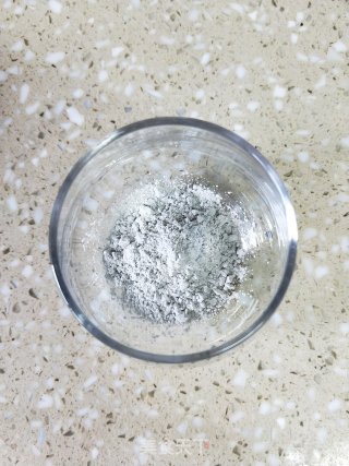仙草牛奶的做法步骤：2