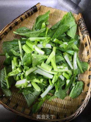 炝炒菜心的做法步骤：2
