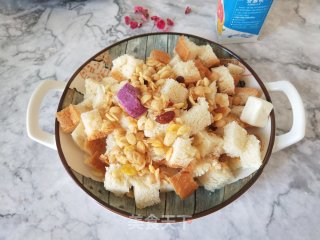酸奶水果燕麦面包块的做法步骤：3