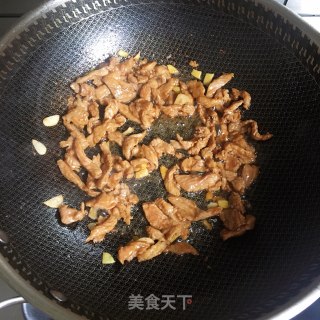 青椒肉丝的做法步骤：4