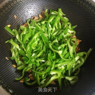 青椒肉丝的做法步骤：5
