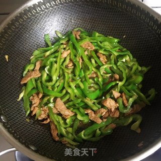 青椒肉丝的做法步骤：6