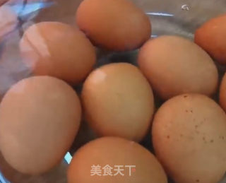 五香蛋的做法步骤：2