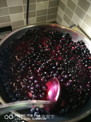 自制蓝莓果酱的做法步骤：4
