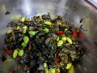 雪里蕻拌毛豆的做法步骤：6