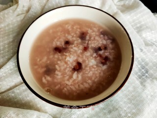 大米红豆粥的做法步骤：4