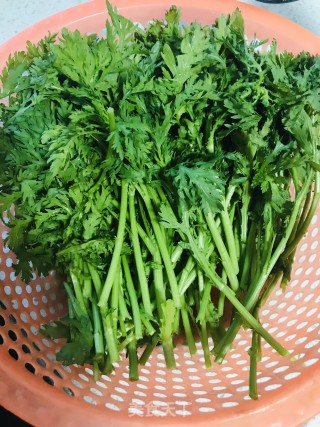 油泼茼蒿菜的做法步骤：3