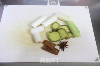 红烧牛筋的做法步骤：6