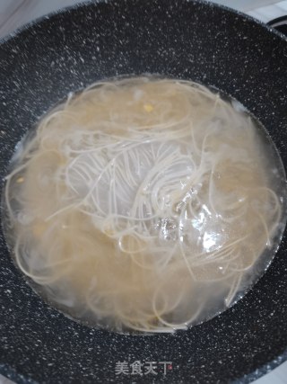 番茄酸汤面的做法步骤：6
