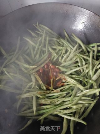 酱爆豆角丝的做法步骤：7