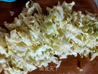 圆白菜炒粉丝的做法步骤：3