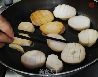 酱烧杏鲍菇的做法步骤：2