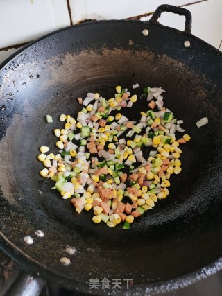 彩椒奶酪焗饭的做法步骤：3