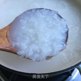 生滚窝蛋牛肉粥的做法步骤：11