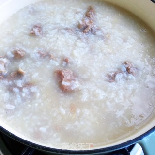 生滚窝蛋牛肉粥的做法步骤：13