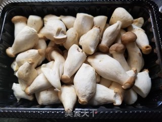王子菇炒四季豆的做法步骤：1