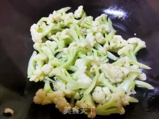 西红柿炒有机菜花的做法步骤：7