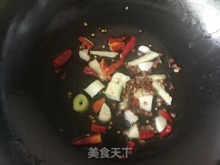 杏鲍菇炖鸡腿的做法步骤：6