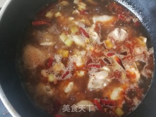 杏鲍菇炖鸡腿的做法步骤：11