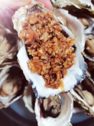 蒸生蚝（附生蚝处理方法）的做法步骤：15