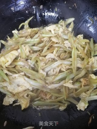 芸豆炒鸡蛋的做法步骤：7